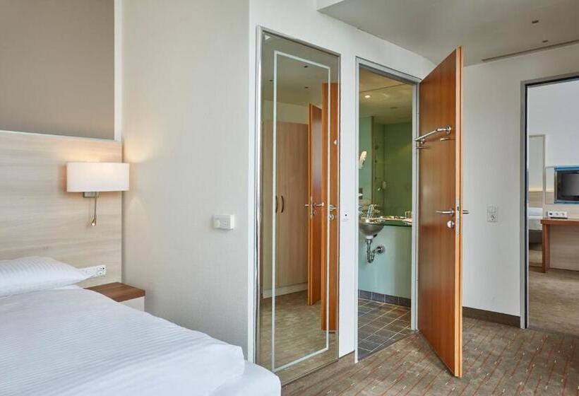 سوییت جونیور, H+ Hotel Berlin Mitte