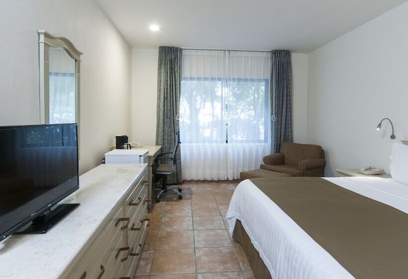 חדר סטנדרט מיטה זוגית, Holiday Inn Ciudad Del Carmen, An Ihg