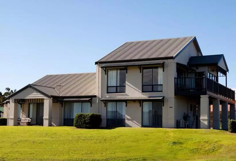 ビラホテル１ベッドルーム, Mccracken Country Club