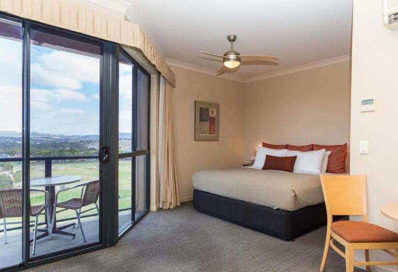 غرفة قياسية, Mccracken Country Club