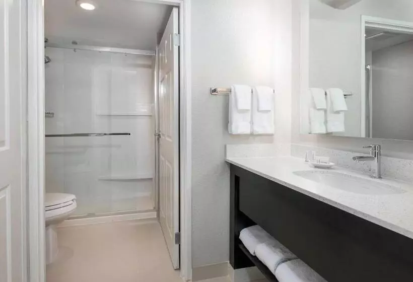 スタンダードスタジオ, Residence Inn Mobile