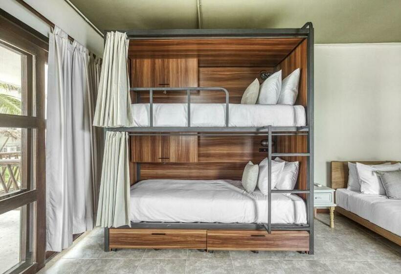 غرفة عائلية, Selina Tulum