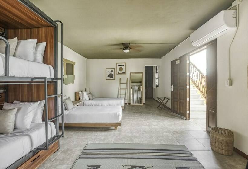 غرفة عائلية, Selina Tulum