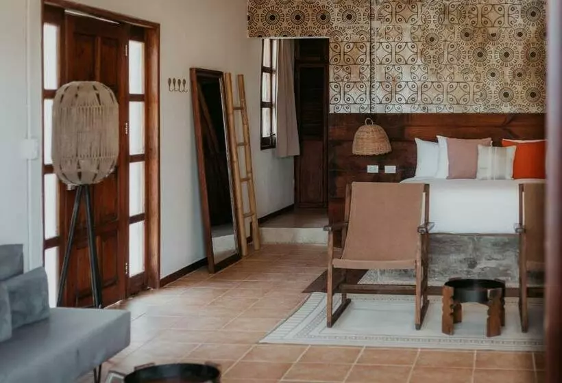 اتاق لوکس با تخت بزرگ, Selina Tulum