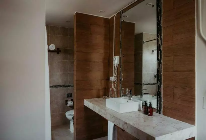 اتاق لوکس با تخت بزرگ, Selina Tulum