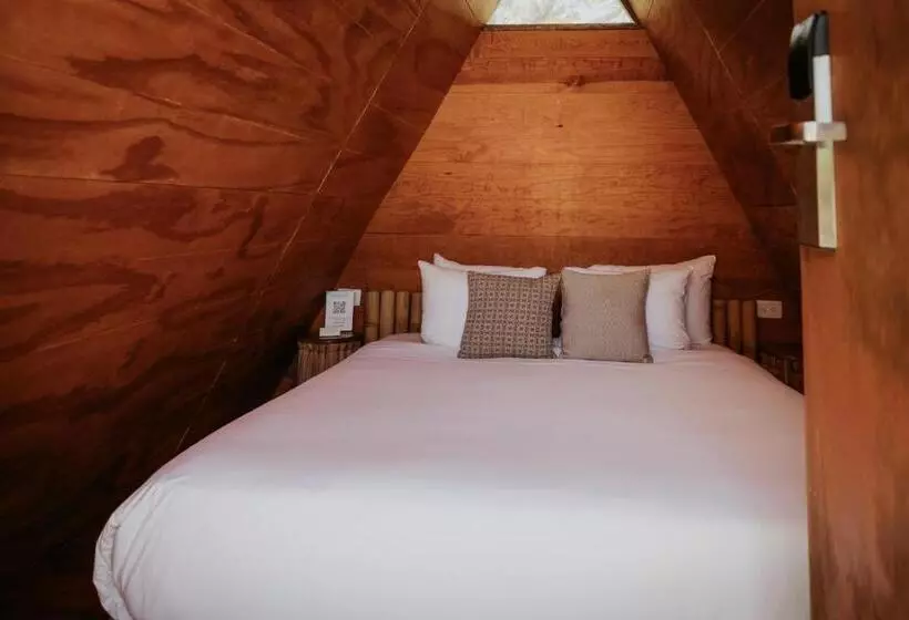 چادر با خدمات رفاهی استاندارد, Selina Tulum