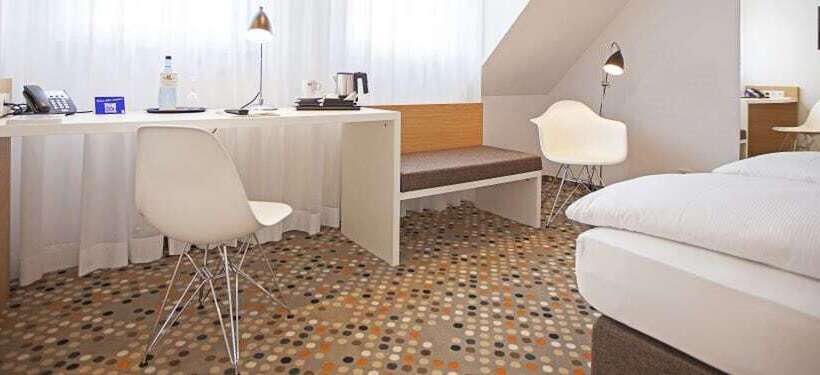 스탠다드 룸, Waldhorn