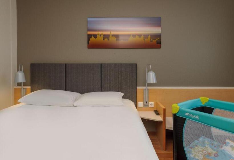 Номер Стандарт, Ibis Hotel Würzburg City