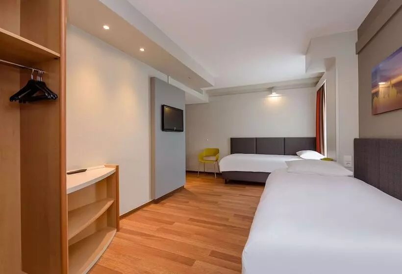 スタンダードルーム, Ibis Hotel Würzburg City