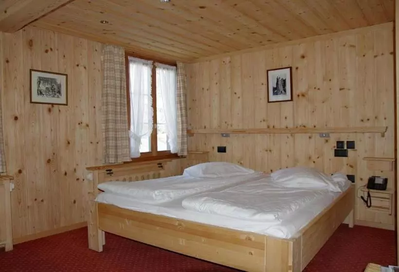 اتاق استاندارد, Posthotel Rössli