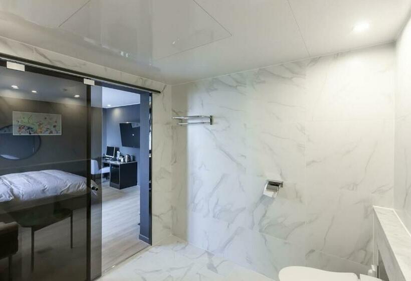 スタンダードルーム, Browndot Hotel Sasang Renecite