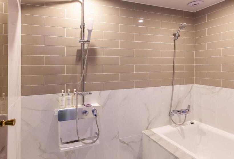 デラックスルーム, Browndot Hotel Sasang Renecite