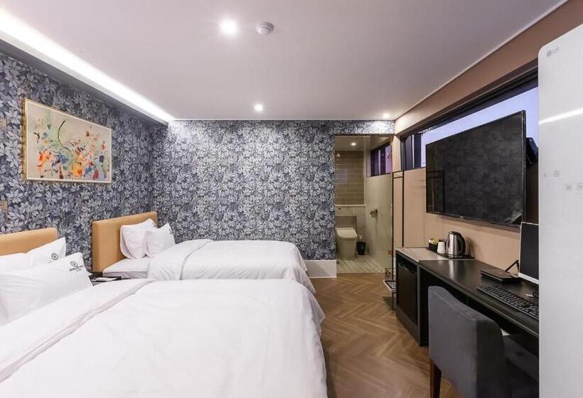 Семейный Номер Superior, Browndot Hotel Sasang Renecite