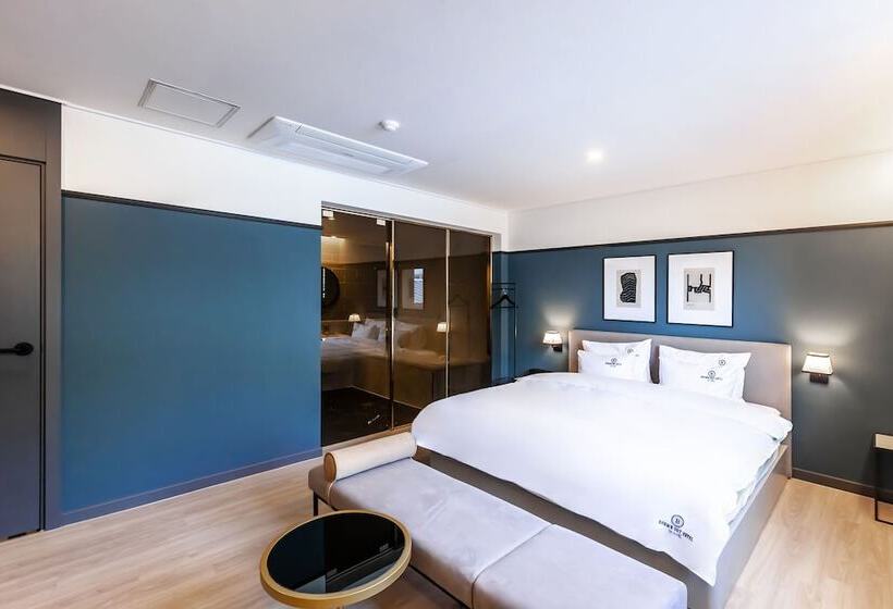 デラックスルーム, Browndot Hotel Sasang Renecite
