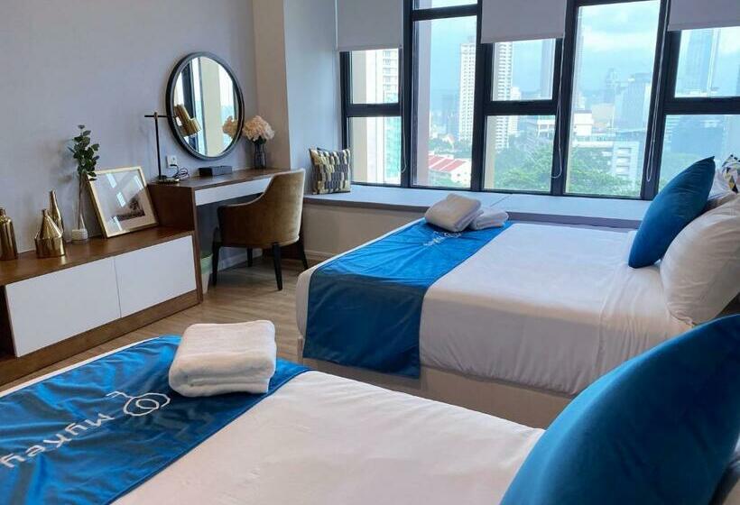 اتاق راحتی سه تخته, Ceylonz Seasonal Suites