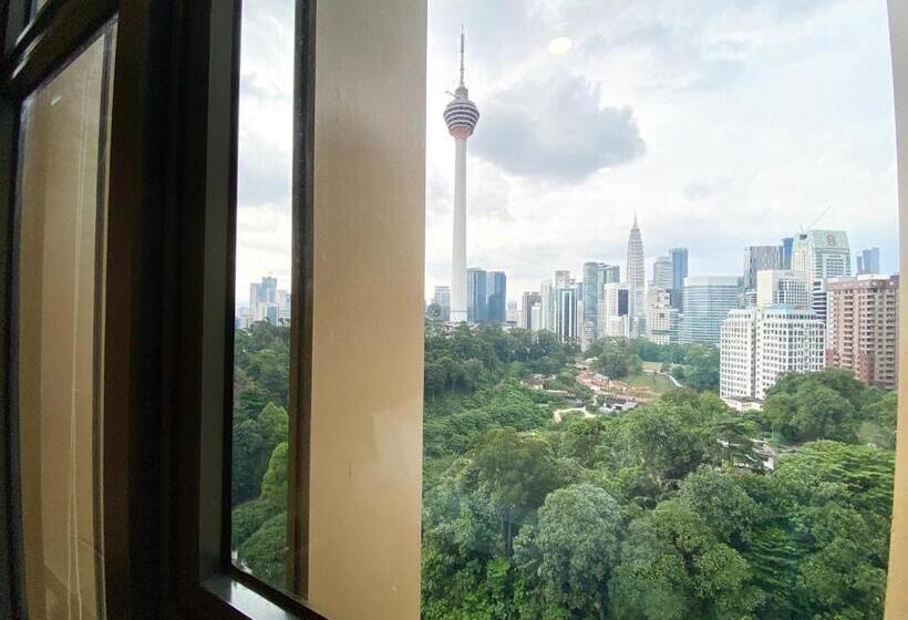 استودیوی استاندارد, Ceylonz Seasonal Suites