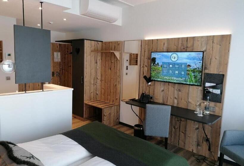 经济房, Grohnder Fährhaus