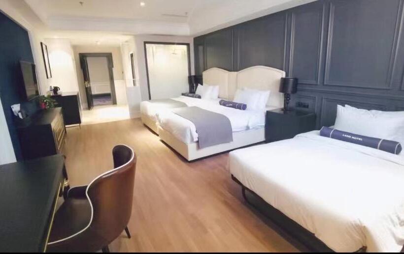 اتاق لوکس سه تخته, Lano Hotel Hebei Chengde Shuangqiao District Herun New City