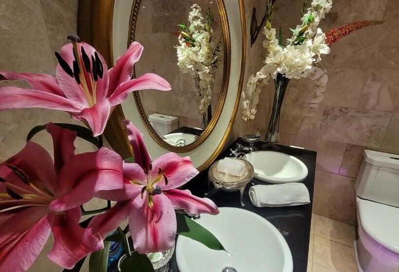 اتاق لوکس با تخت بزرگ, Ravenscroft B&b