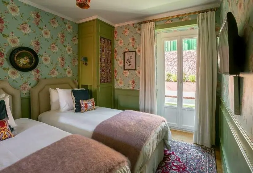 デラックスルーム, Rosegarden Essence Sintra by Unlock Hotels