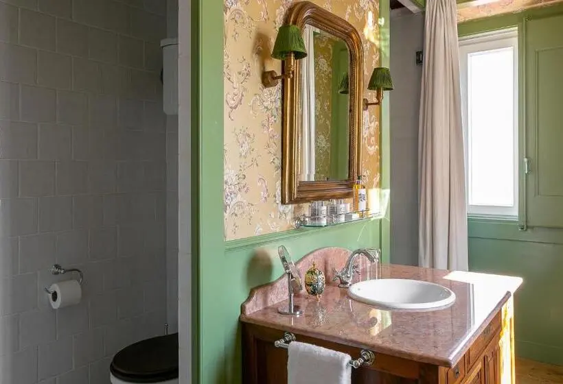デラックスルーム, Rosegarden Essence Sintra by Unlock Hotels
