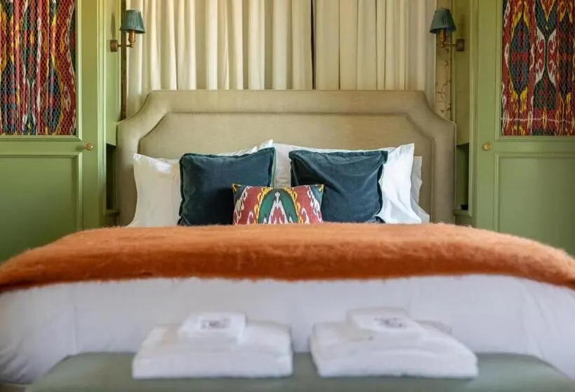 デラックスルーム, Rosegarden Essence Sintra by Unlock Hotels