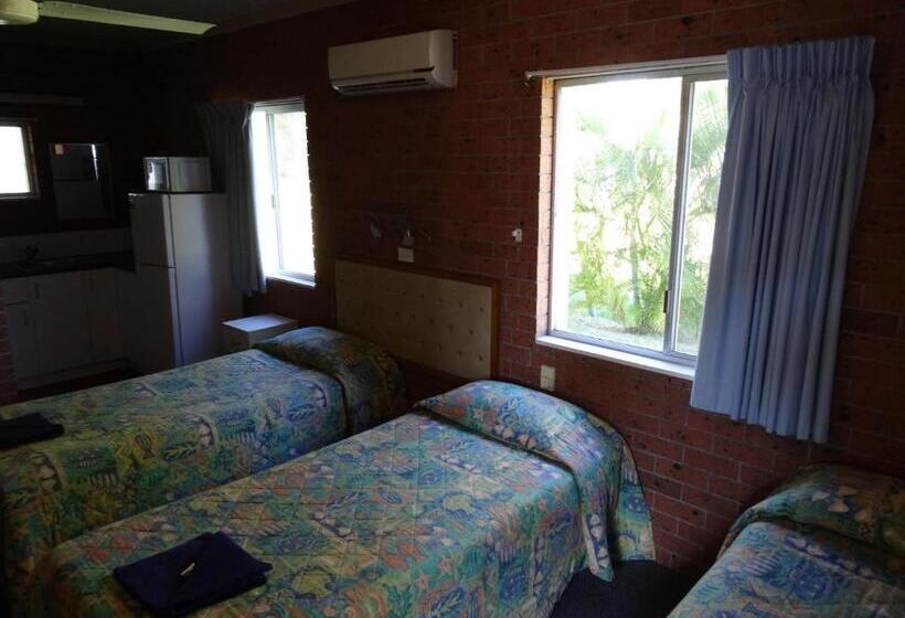 Семейный Номер, Chinderah Motel