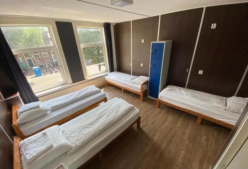اتاق استاندارد چهار تخته, Hostel Utopia