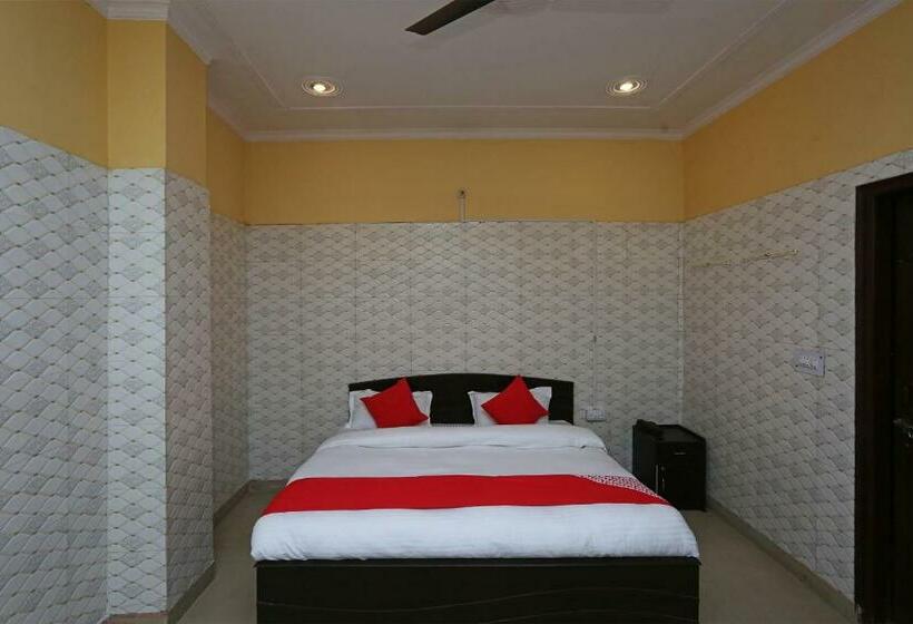 Quarto Estandar, Oyo 35493  Mj