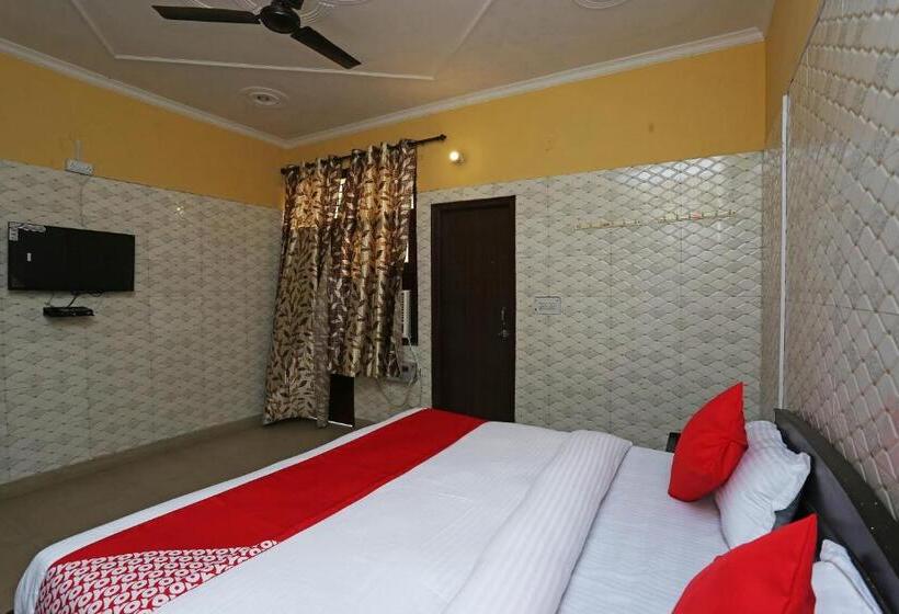 Quarto Estandar, Oyo 35493  Mj