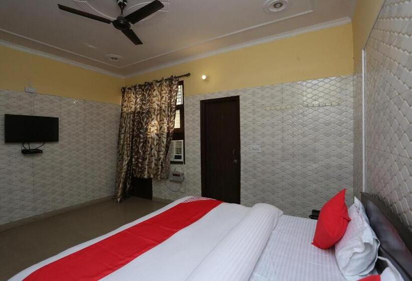 Quarto Estandar, Oyo 35493  Mj