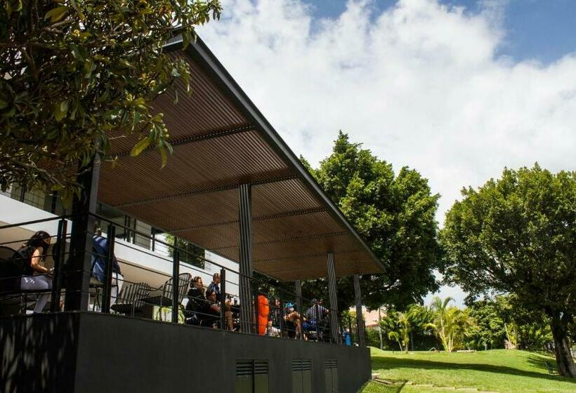 带大床的豪华间, Villa Internacional Hotel & Club