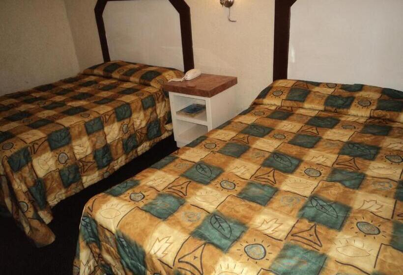 غرفه قياسيه سريرين مزدوجين, San Luis De Nogales