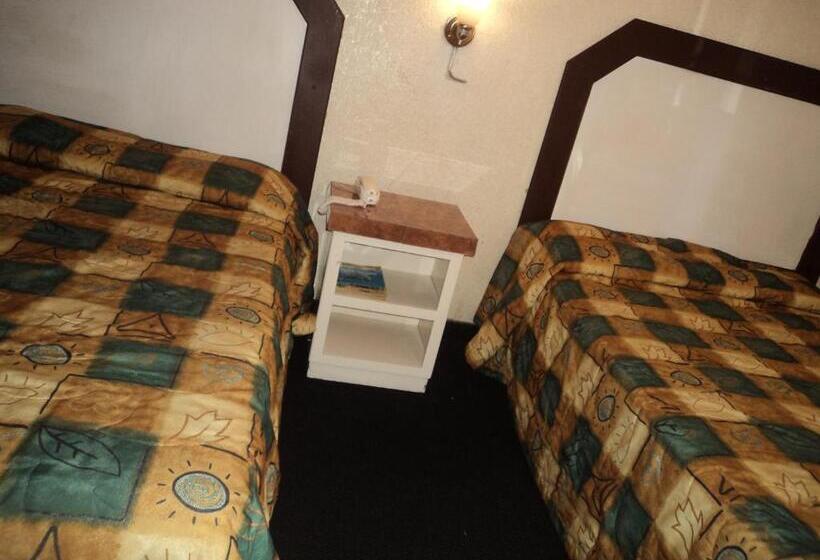 Номер Стандарт 2 Двуспальные Кровати, San Luis De Nogales