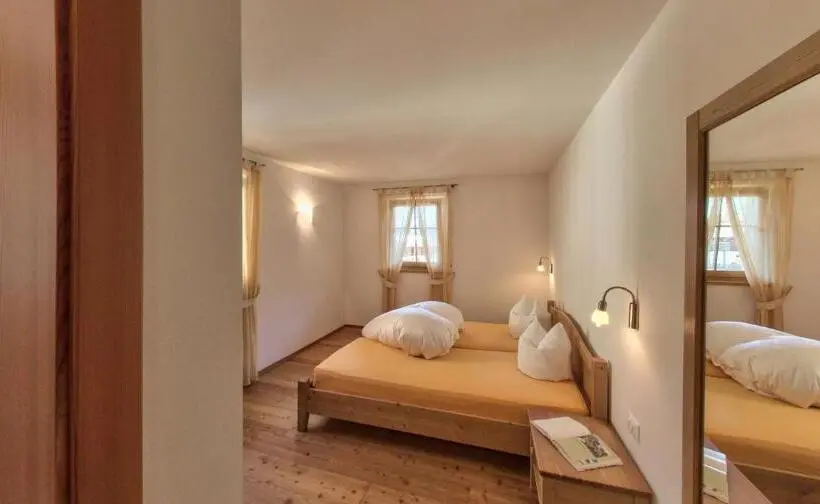1 Bedroom Apartment Lake View, Naturresidenz Theistadl