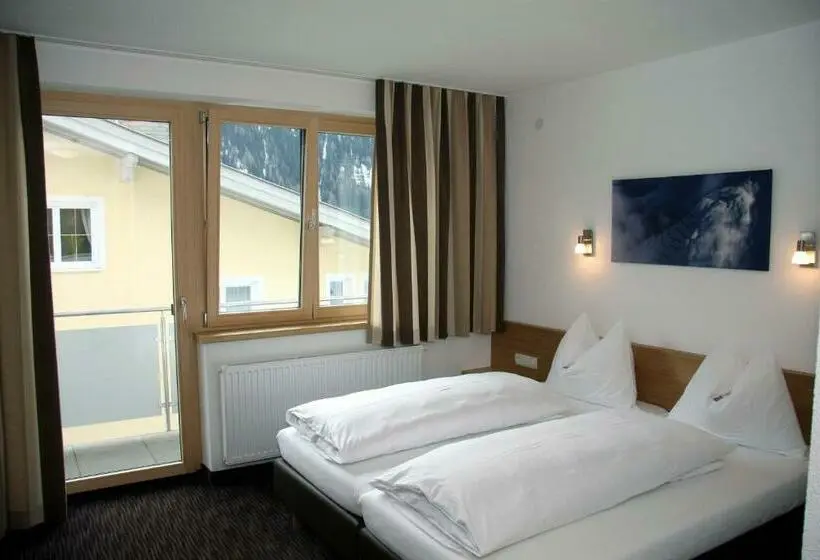 Standard-huone, Arlenweg