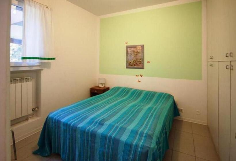 带1个卧室的带阳台的公寓, Residenz La Selva