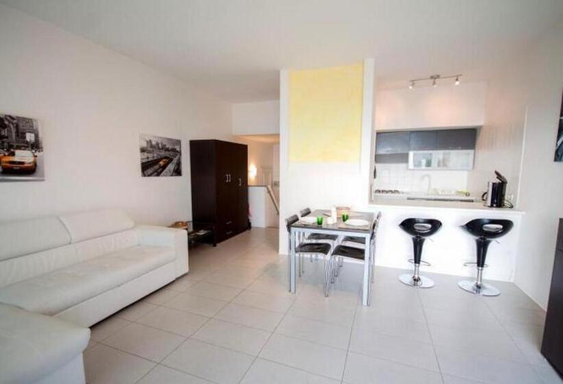 带1个卧室的带阳台的公寓, Residenz La Selva