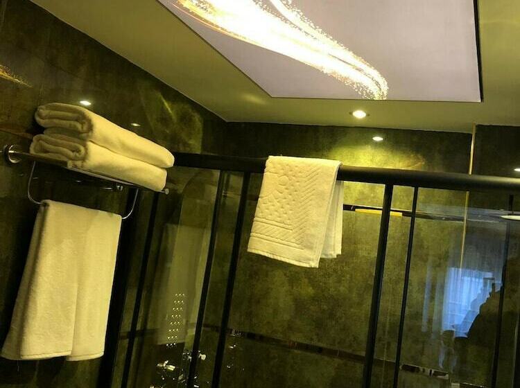 סטודיו נוח, Antique Art Residence