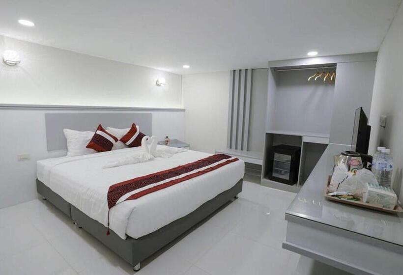 غرفة ديلوكس سرير كينج, Hak Heng