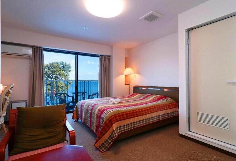 غرفة قياسية سرير كينج, Izu Kansya