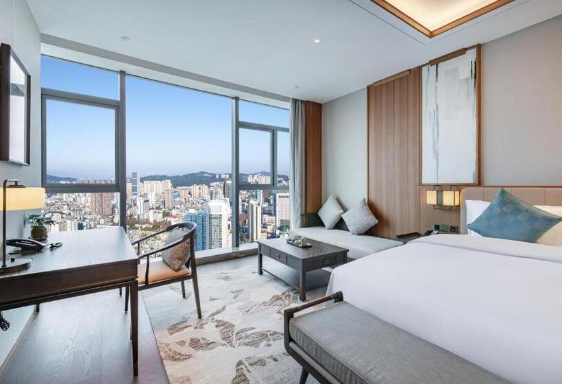 수피리어 룸, Guizhou Park