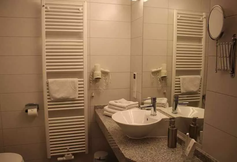 スタンダードトリプルルーム, Bed & Breakfast Hotel Müllerhof
