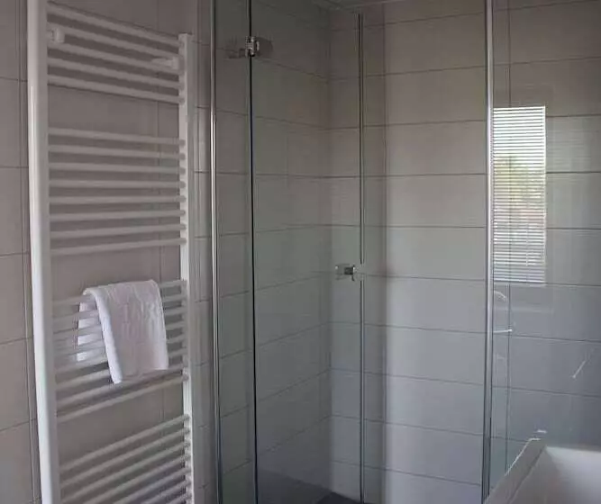 スタンダードトリプルルーム, Bed & Breakfast Hotel Müllerhof