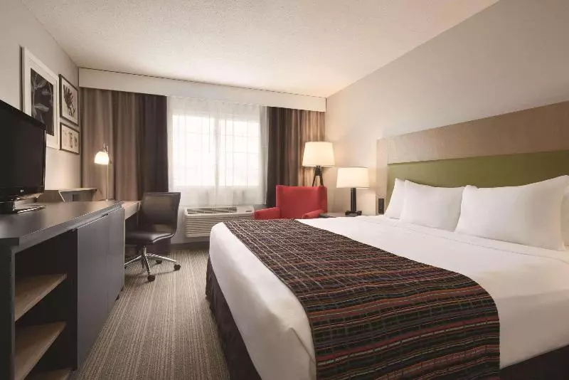 اتاق استاندارد با تخت بزرگ, Country Inn & Suites By Radisson, Grand Rapids, Mn
