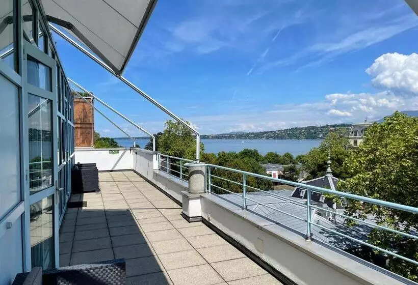 Standard Yhden Hengen Huone, Geneva Hostel