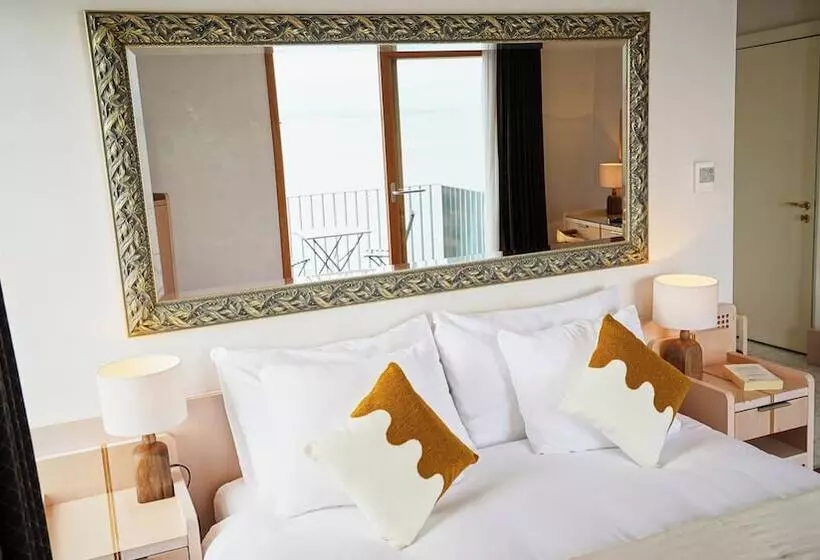 スーペリアールーム, Hôtel Real Nyon By Happyculture