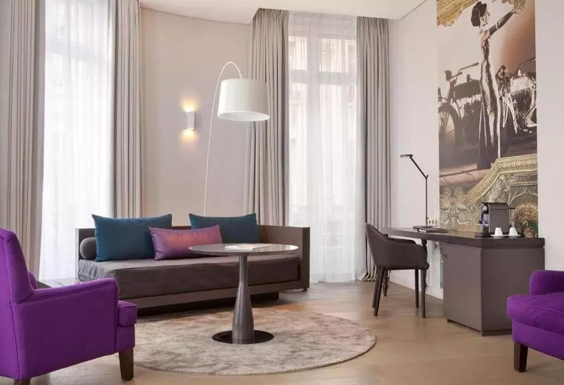 ジュニアスイート, Indigo Paris   Opera, An Ihg