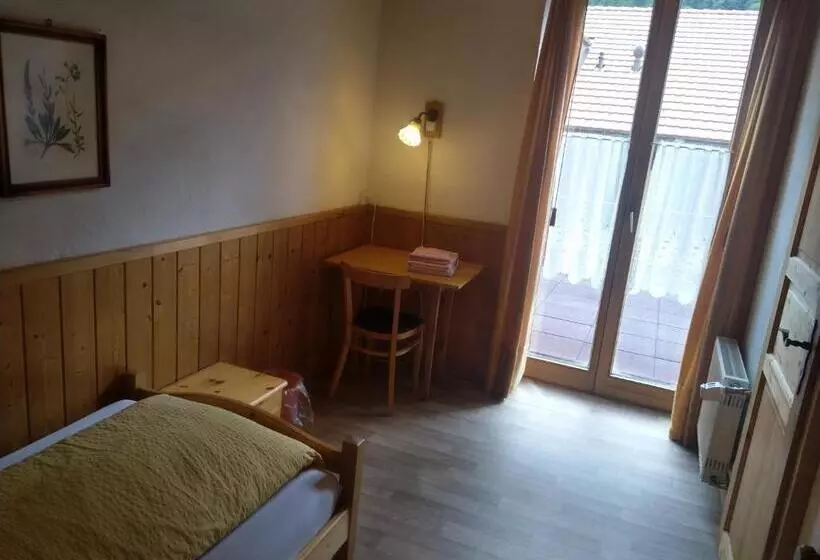 スタンダードシングルルーム, Maison D Hôtes De La Gare