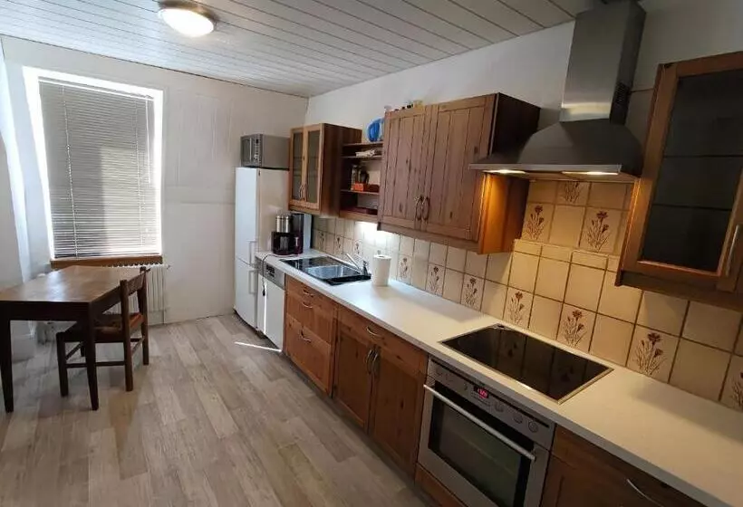２ベッドルームアパートメント, Maison D Hôtes De La Gare